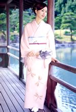 slot sultan 303 slot atronic Tomoya Nakamura memamerkan kimono berwarna Uji matcha yang elegan 